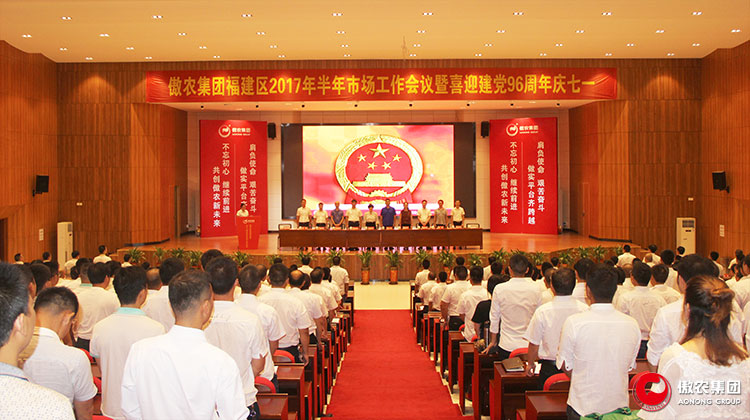 熟妇丰满多毛的大隂户
