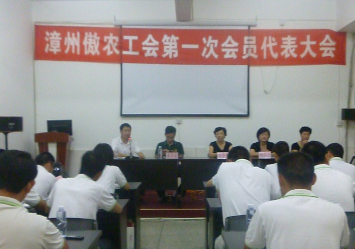 熟妇丰满多毛的大隂户