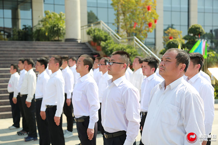 熟妇丰满多毛的大隂户