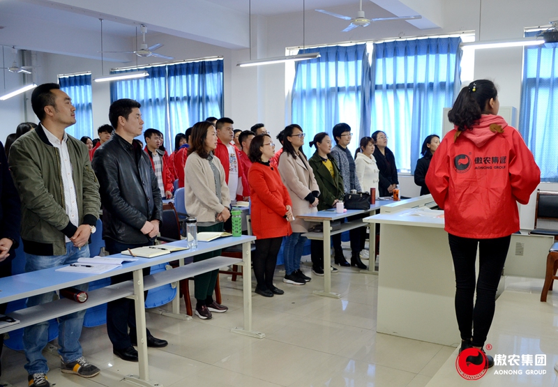 熟妇丰满多毛的大隂户