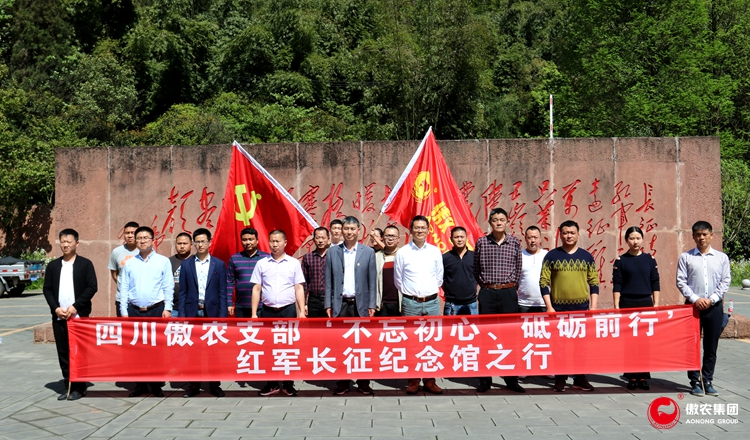 熟妇丰满多毛的大隂户