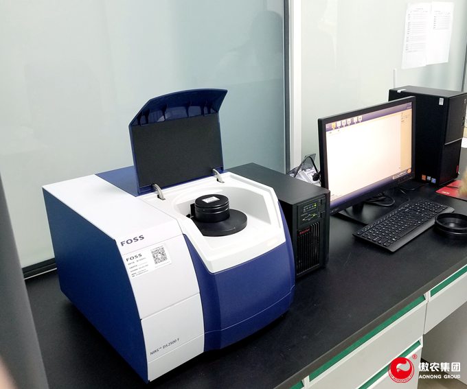 熟妇丰满多毛的大隂户