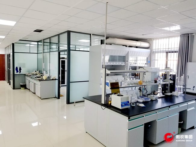 熟妇丰满多毛的大隂户