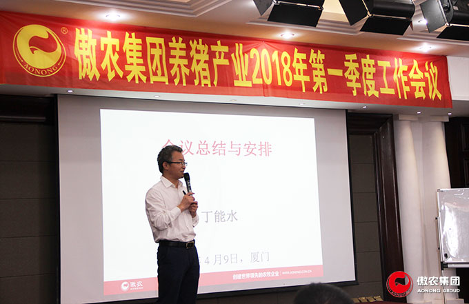 熟妇丰满多毛的大隂户