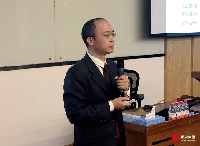 熟妇丰满多毛的大隂户