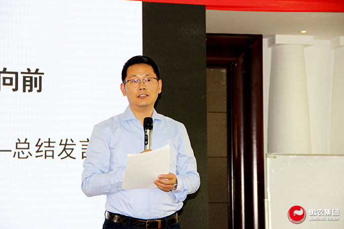 熟妇丰满多毛的大隂户