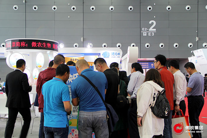 熟妇丰满多毛的大隂户