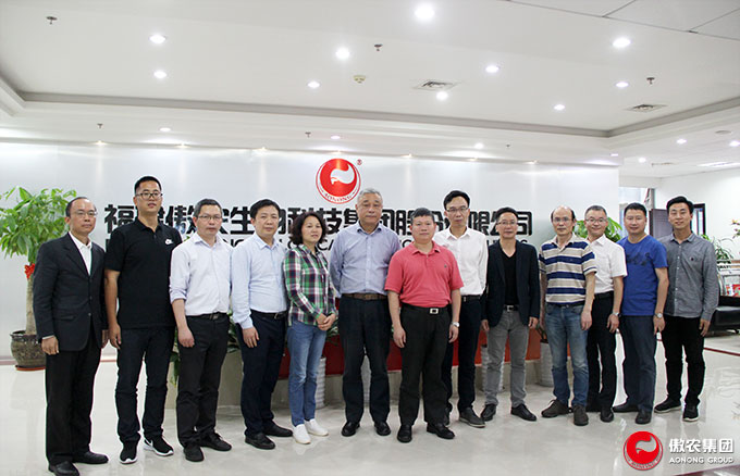 熟妇丰满多毛的大隂户