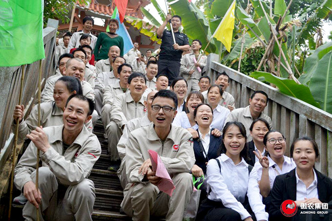 熟妇丰满多毛的大隂户