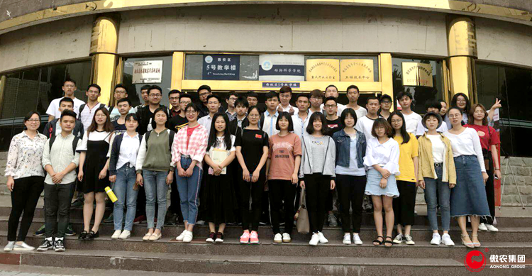 熟妇丰满多毛的大隂户