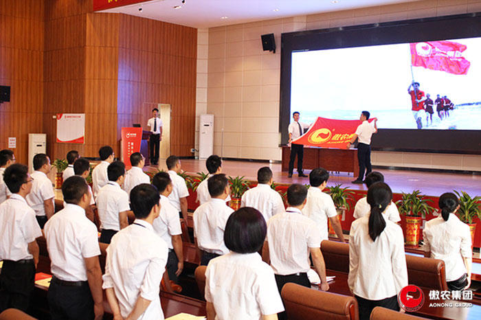 熟妇丰满多毛的大隂户