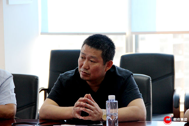 熟妇丰满多毛的大隂户