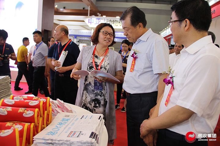 熟妇丰满多毛的大隂户