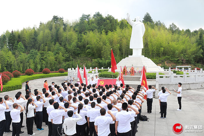 熟妇丰满多毛的大隂户