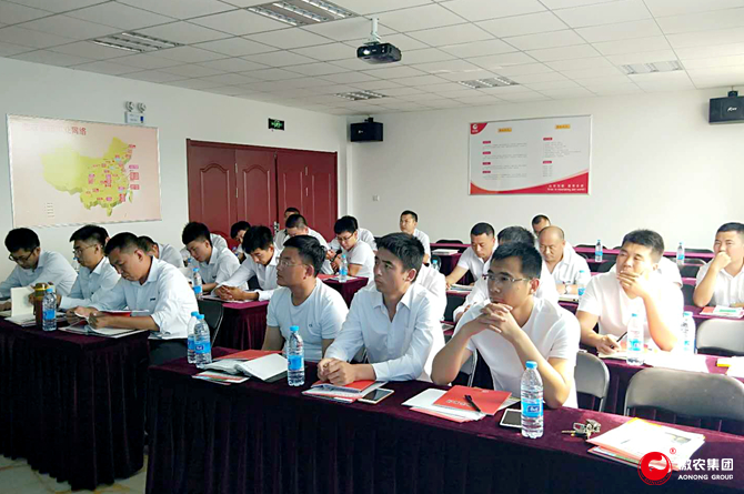 熟妇丰满多毛的大隂户