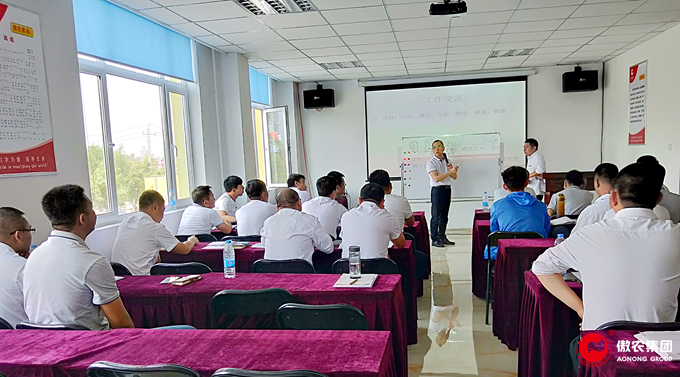 熟妇丰满多毛的大隂户