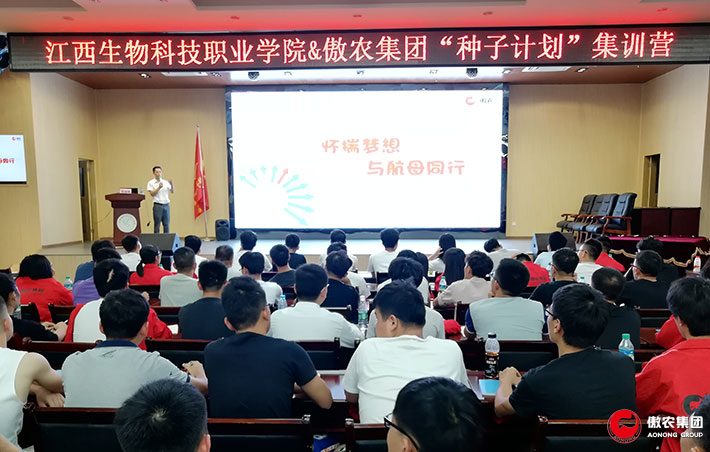 熟妇丰满多毛的大隂户