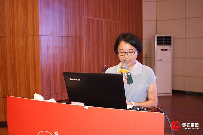 熟妇丰满多毛的大隂户