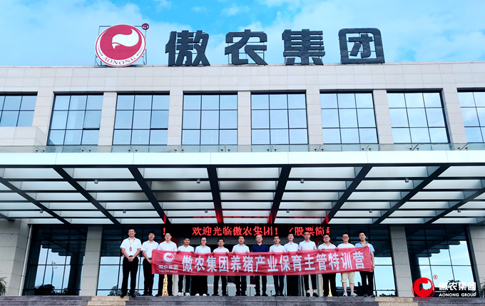 熟妇丰满多毛的大隂户