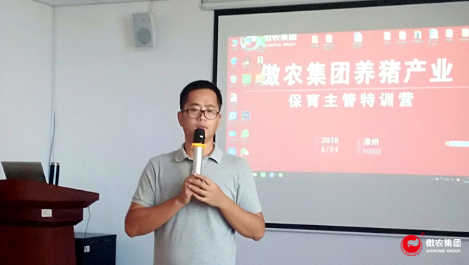 熟妇丰满多毛的大隂户