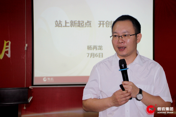 熟妇丰满多毛的大隂户