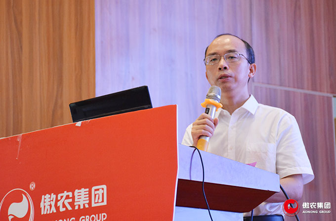 熟妇丰满多毛的大隂户