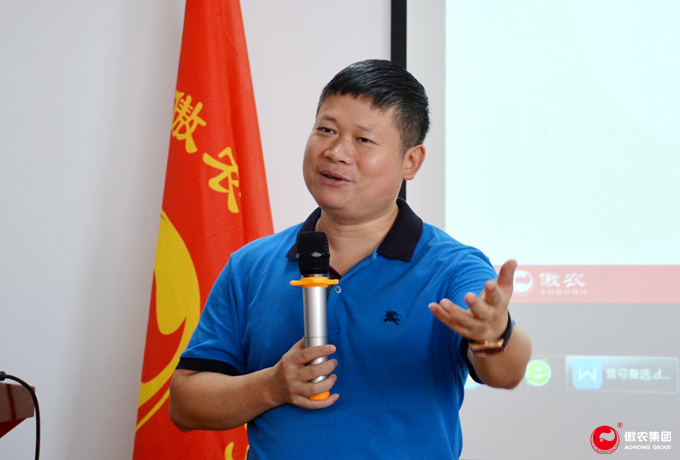 熟妇丰满多毛的大隂户