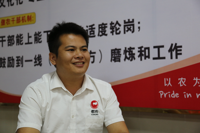 熟妇丰满多毛的大隂户