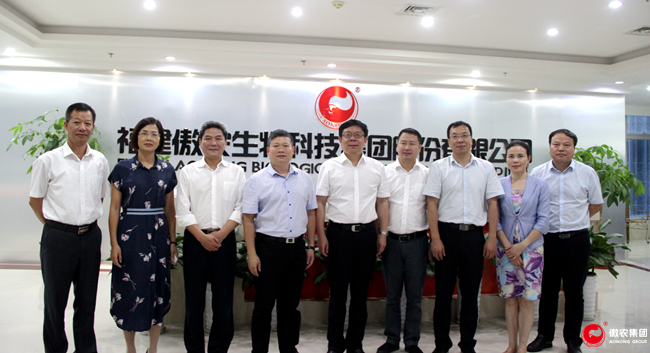 熟妇丰满多毛的大隂户