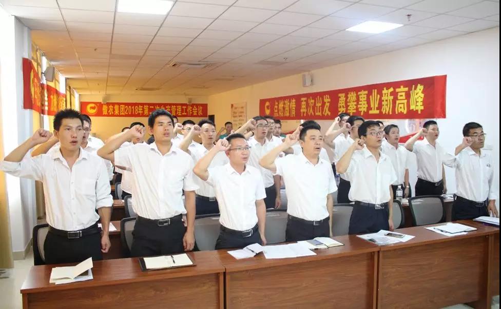 熟妇丰满多毛的大隂户