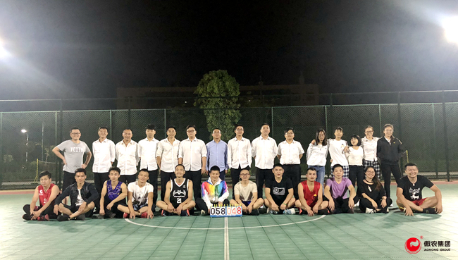 熟妇丰满多毛的大隂户