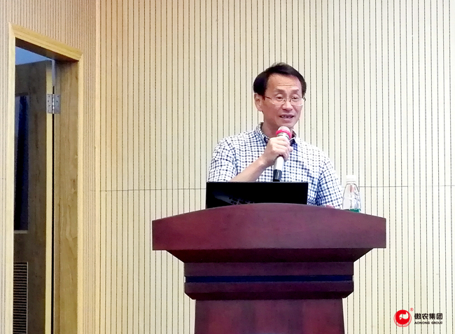 熟妇丰满多毛的大隂户