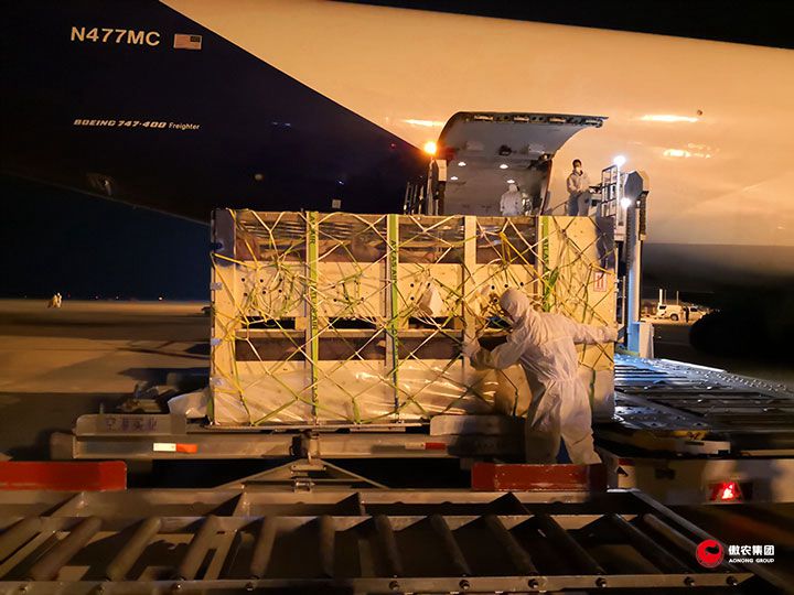 熟妇丰满多毛的大隂户