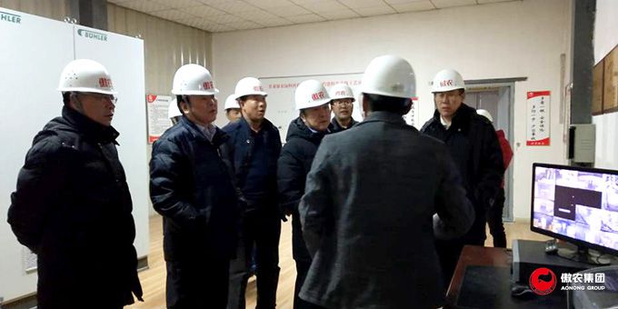 熟妇丰满多毛的大隂户