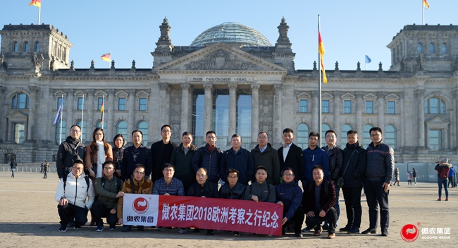 熟妇丰满多毛的大隂户