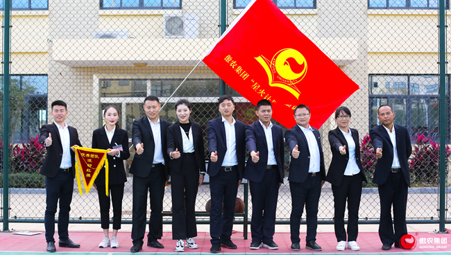 熟妇丰满多毛的大隂户