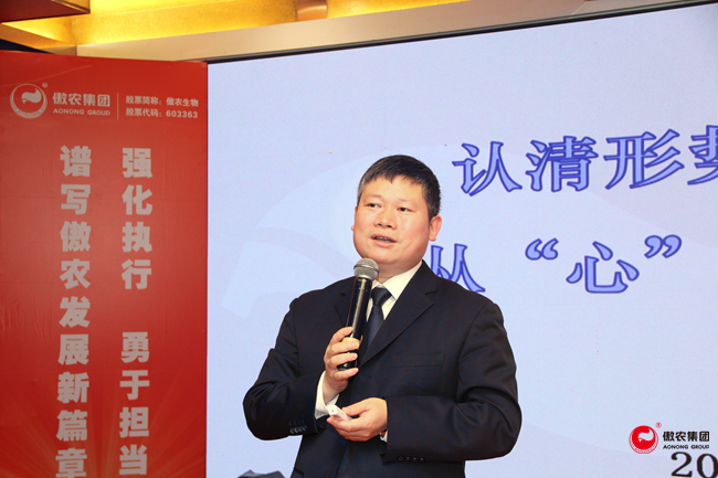 熟妇丰满多毛的大隂户