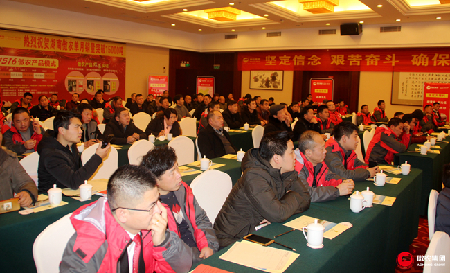 熟妇丰满多毛的大隂户