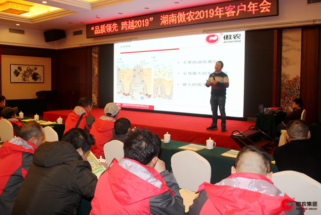 熟妇丰满多毛的大隂户