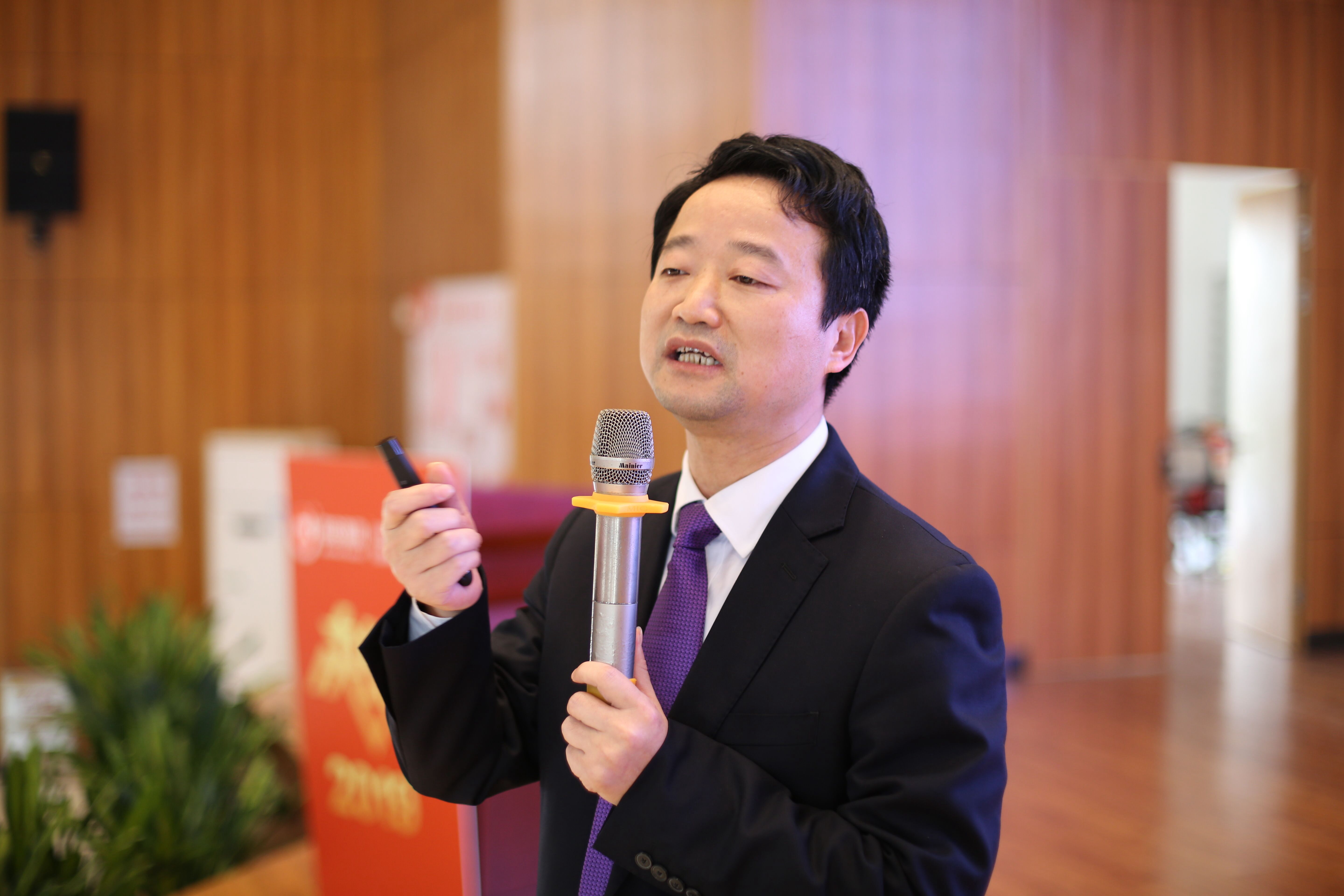 熟妇丰满多毛的大隂户