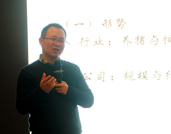 熟妇丰满多毛的大隂户