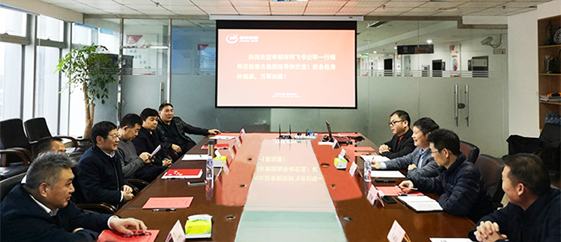 熟妇丰满多毛的大隂户