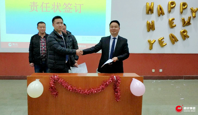 熟妇丰满多毛的大隂户