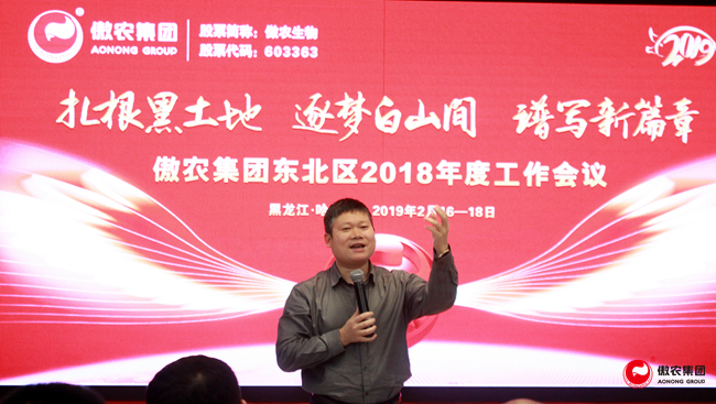 熟妇丰满多毛的大隂户