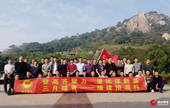 熟妇丰满多毛的大隂户