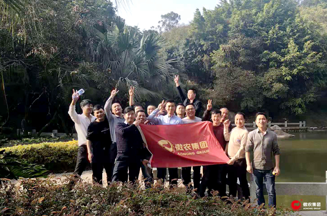 熟妇丰满多毛的大隂户