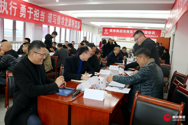 熟妇丰满多毛的大隂户