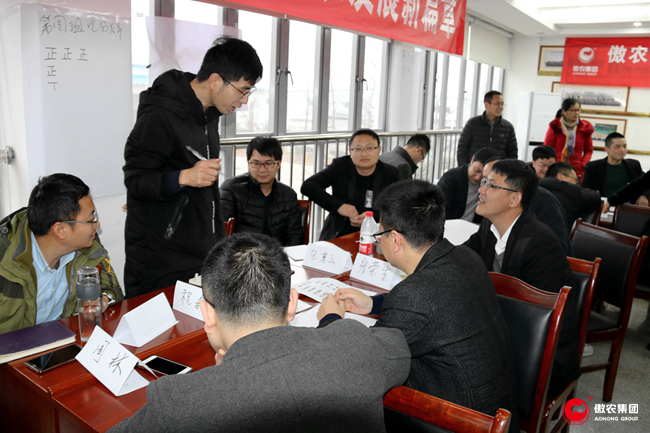 熟妇丰满多毛的大隂户