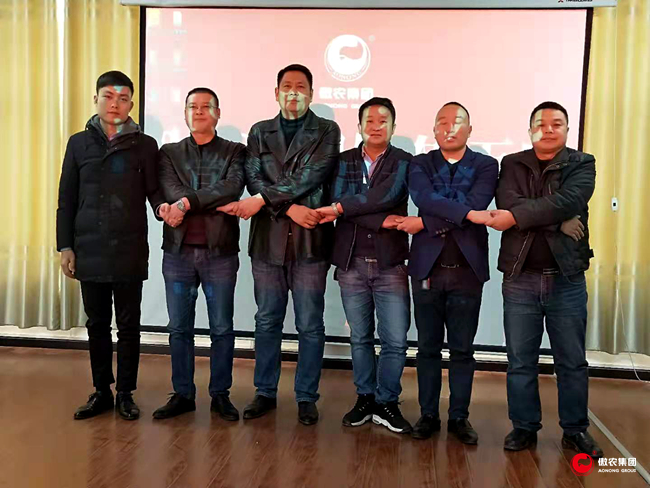 熟妇丰满多毛的大隂户