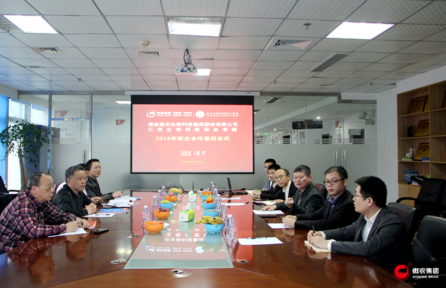 熟妇丰满多毛的大隂户